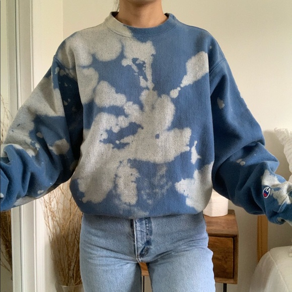 Champion Tops - Champion Bleached Tie Dye Crew Neck Sweatshirt